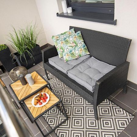 Ferienwohnung Apartament Laurowa Tyczyn Exterior foto