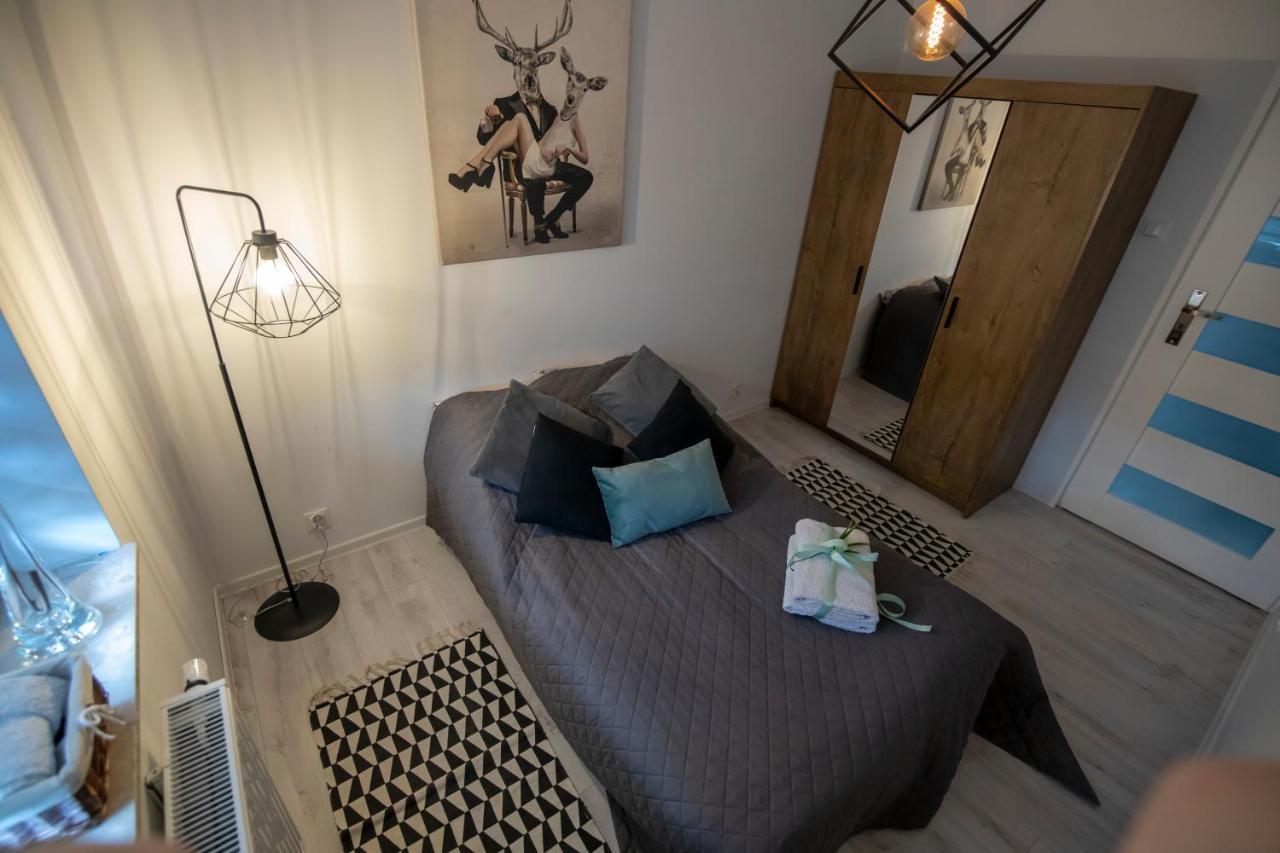 Ferienwohnung Apartament Laurowa Tyczyn Exterior foto
